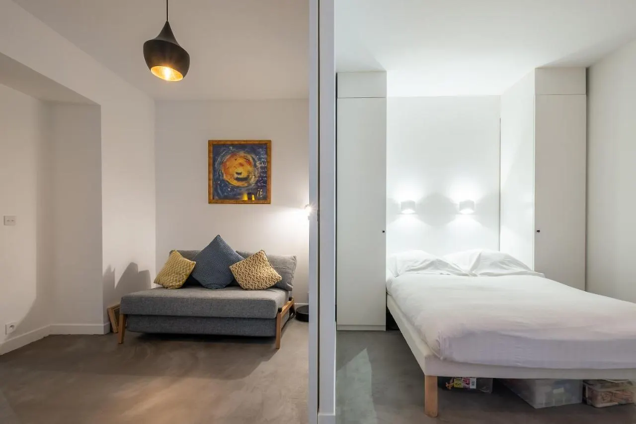 Veeve - Bright Beams Apartment Paris 0*,